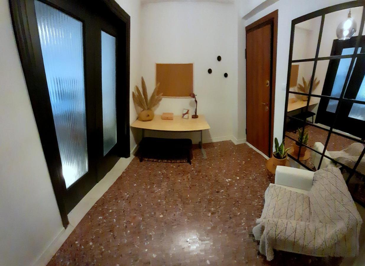 Appartamento Wisdom'S Nest Atene Esterno foto